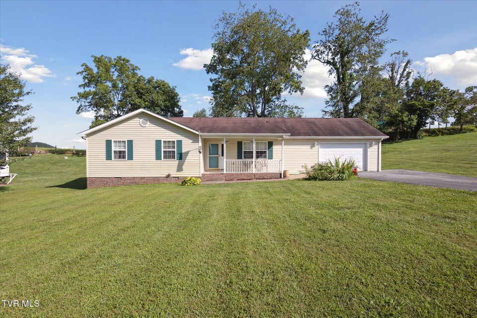 Photo #3: 26252 Beech Circle