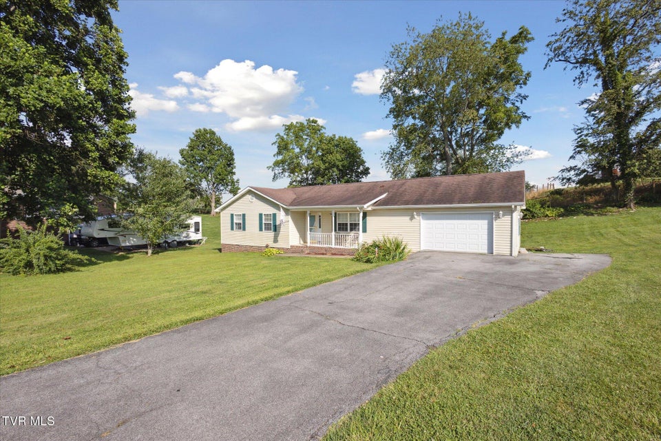 Photo #4: 26252 Beech Circle