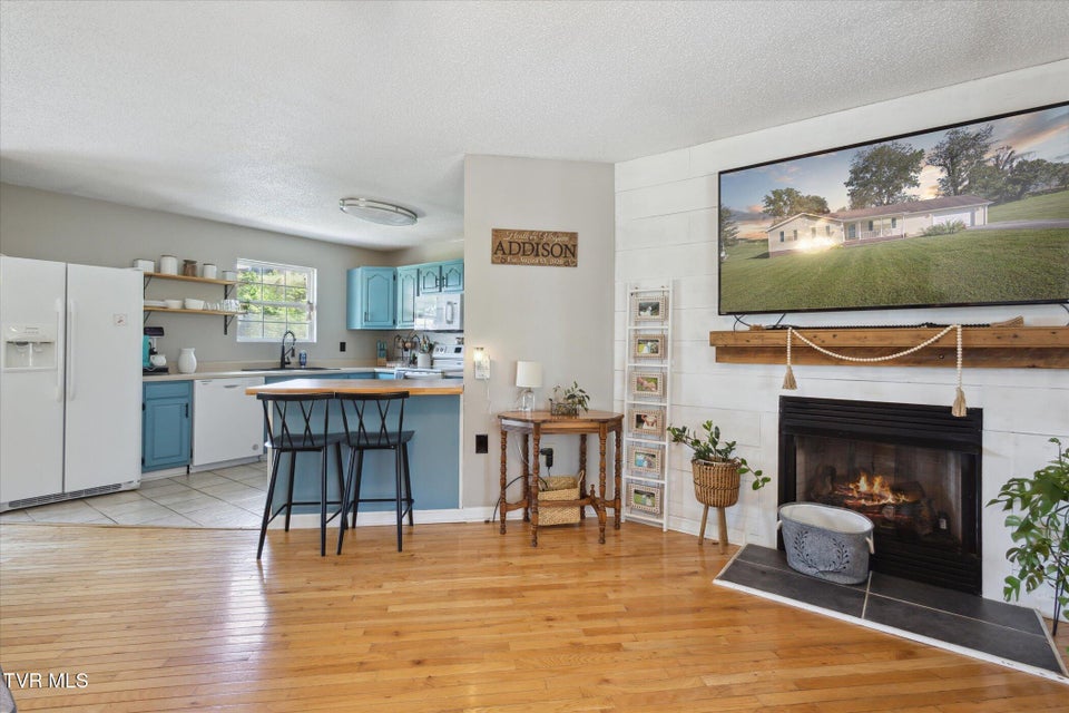 Photo #10: 26252 Beech Circle