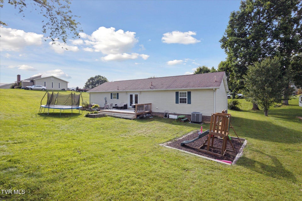 Photo #27: 26252 Beech Circle