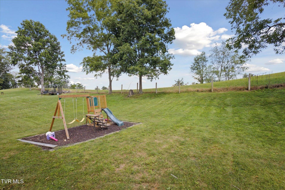 Photo #28: 26252 Beech Circle