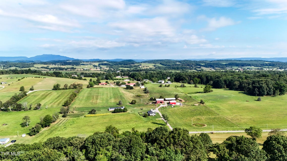 Photo #79: 133 Hartmantown Road