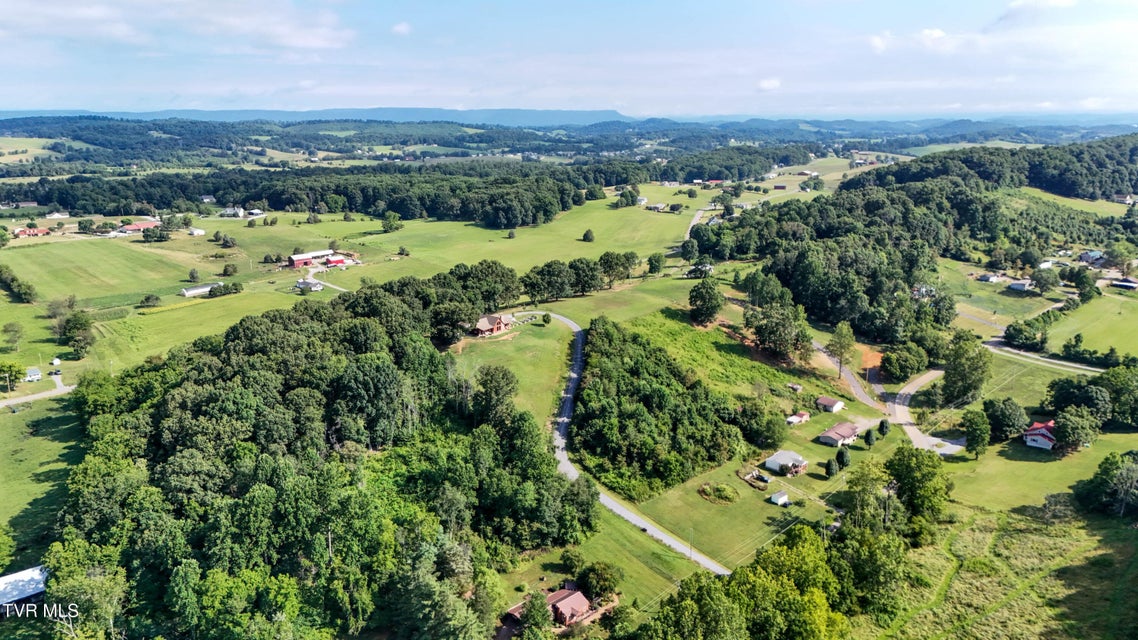 Photo #77: 133 Hartmantown Road