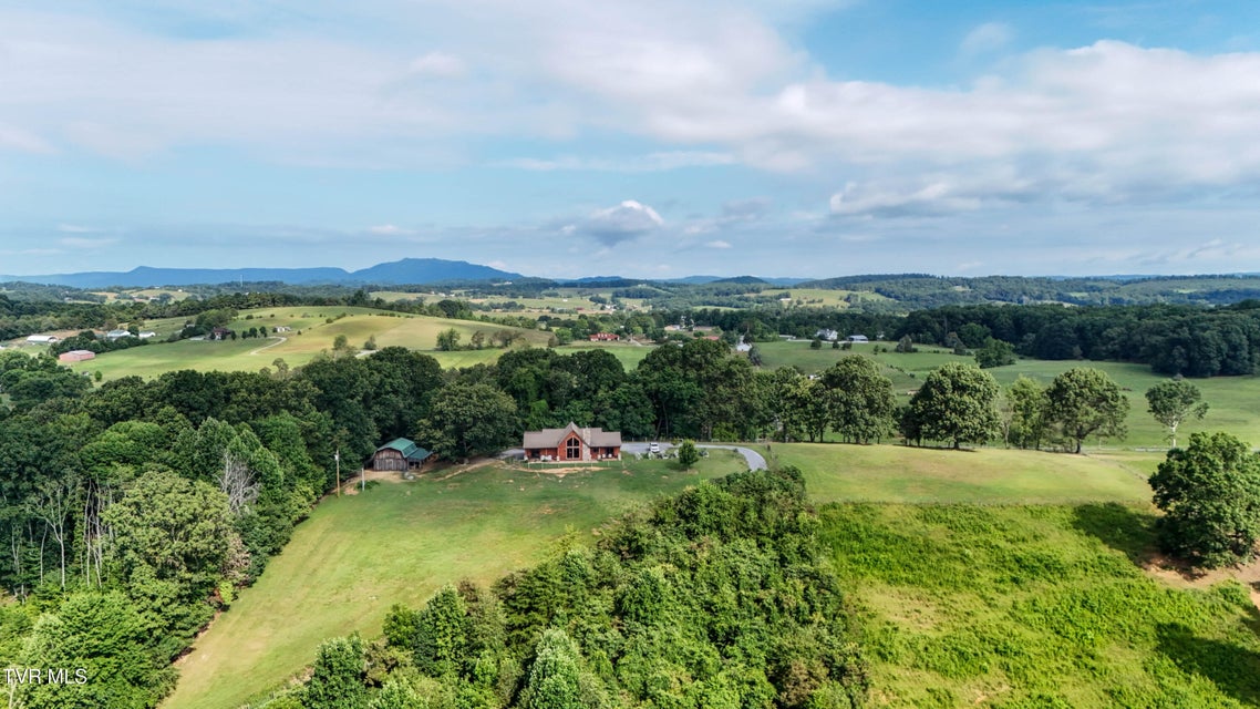 Photo #68: 133 Hartmantown Road