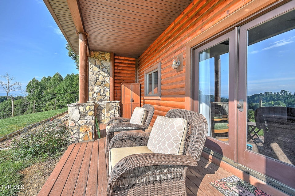 Photo #6: 133 Hartmantown Road