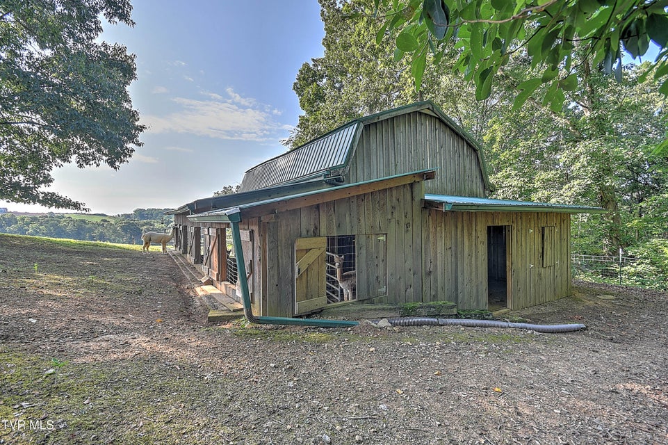 Photo #53: 133 Hartmantown Road