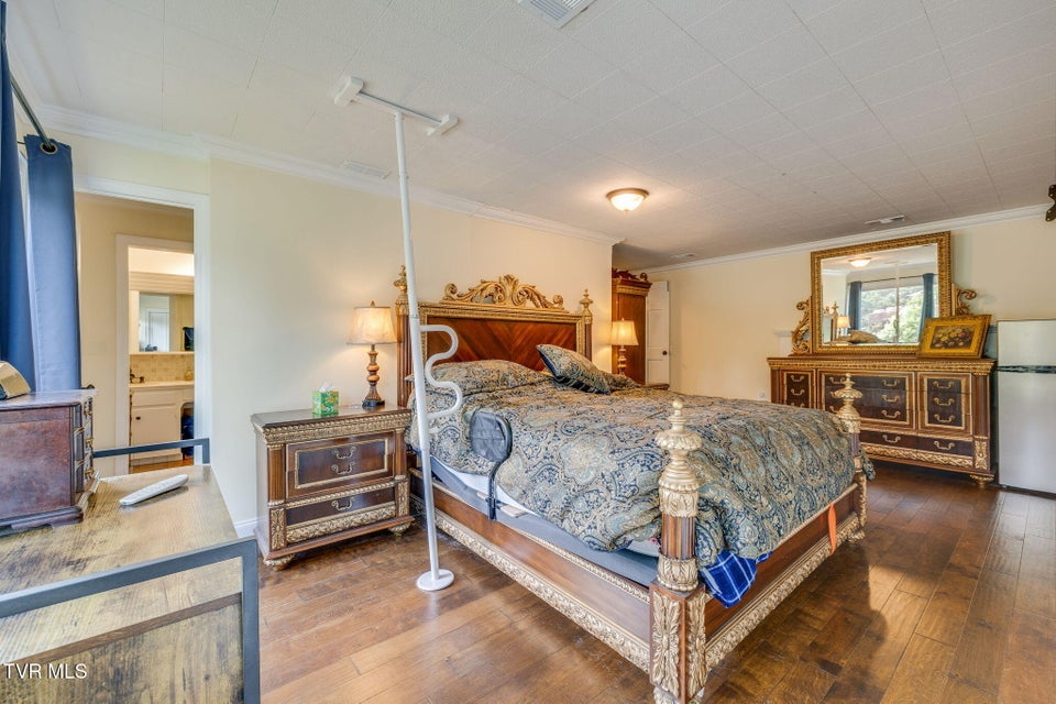 Photo #18: 225 Dogwood Lane
