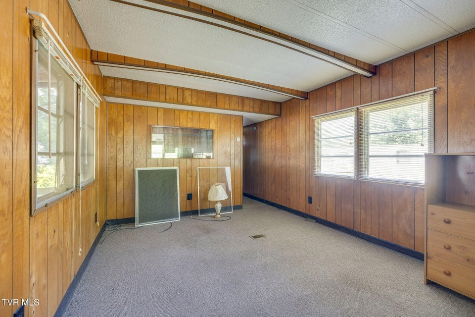 Photo #8: 1108 &1112 Walnut Drive