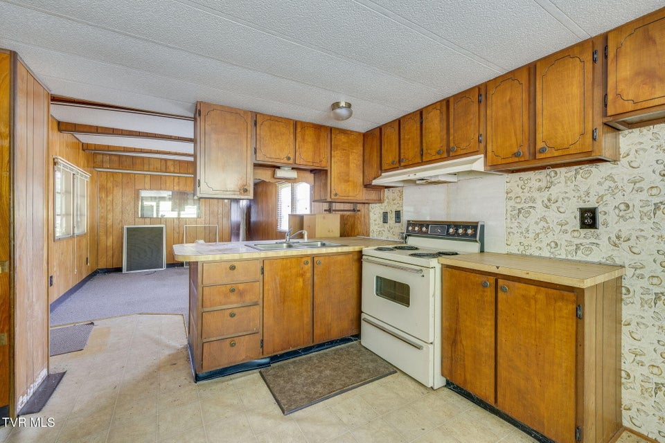 Photo #14: 1108 &1112 Walnut Drive