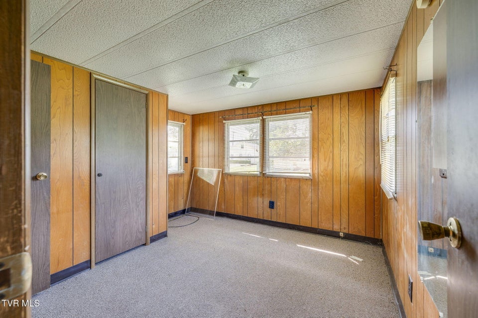 Photo #16: 1108 &1112 Walnut Drive