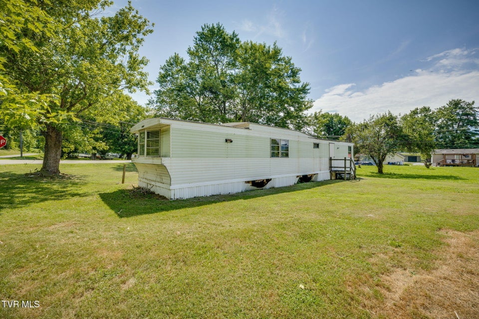Photo #26: 1108 &1112 Walnut Drive