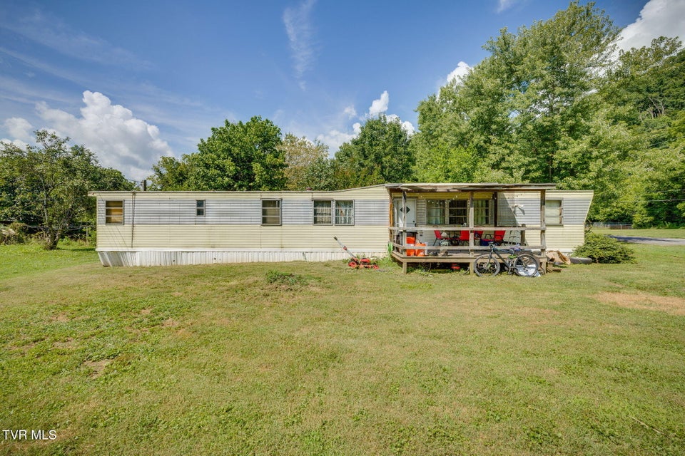 Photo #27: 1108 &1112 Walnut Drive