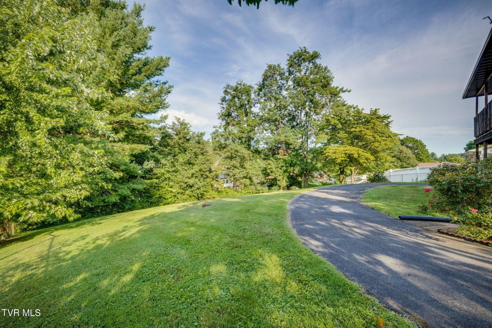 Photo #29: 272 Fain Road