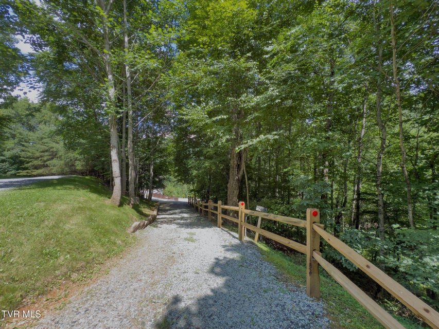 Photo #43: 408 Eagle Ridge Road