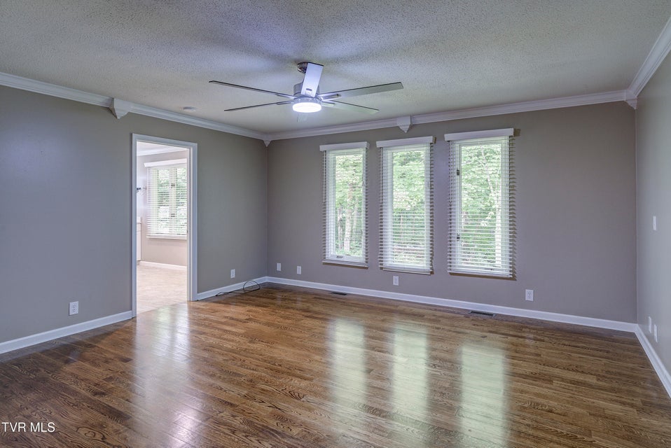 Photo #26: 115 Shadyrest Drive