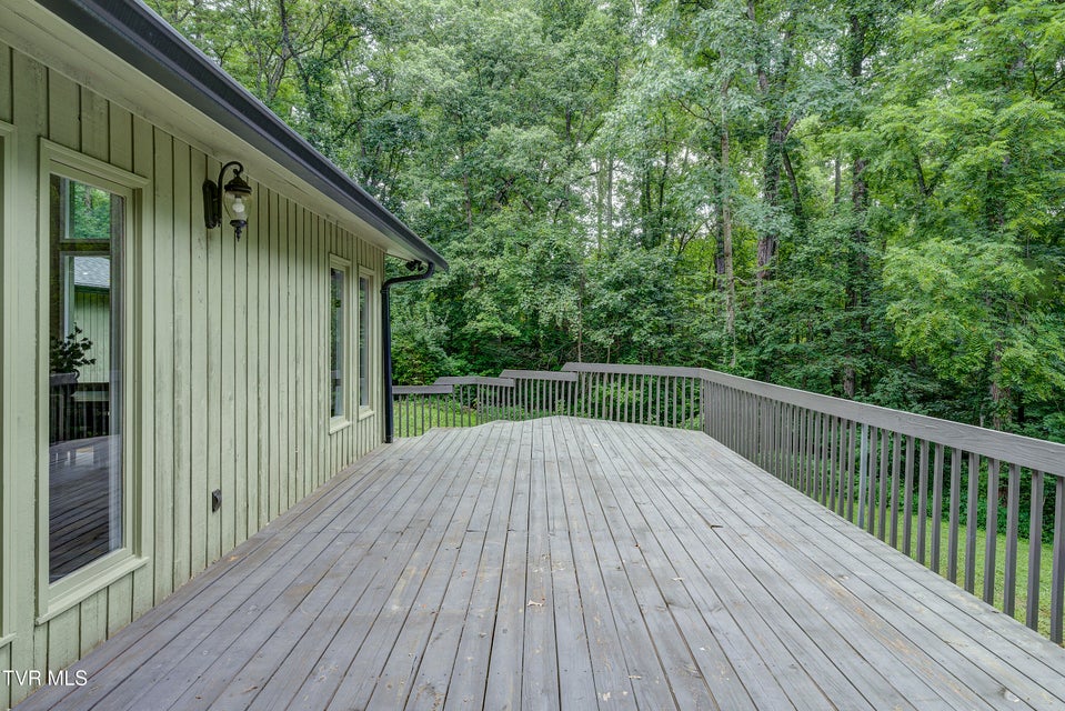 Photo #61: 115 Shadyrest Drive