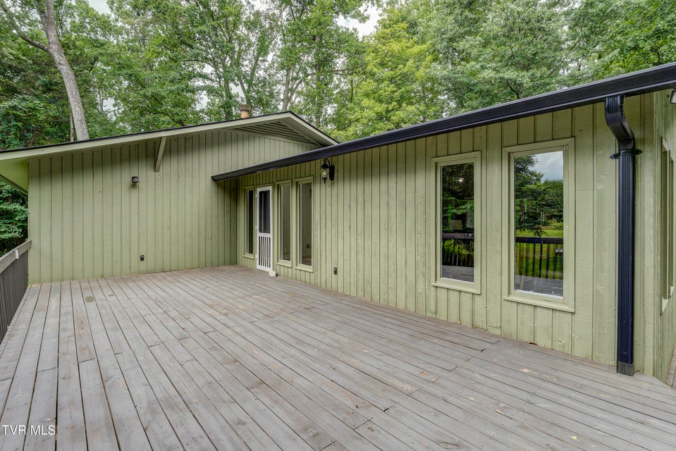 Photo #10: 115 Shadyrest Drive