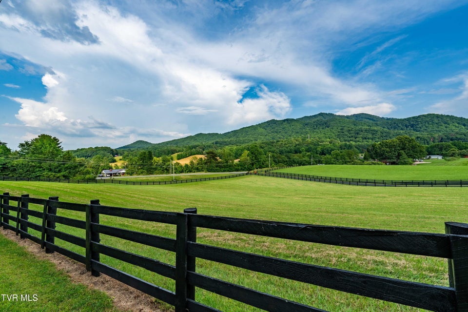 Photo #99: 2294 Dry Creek Road