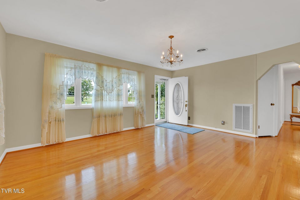 Photo #9: 113 Virginia Drive
