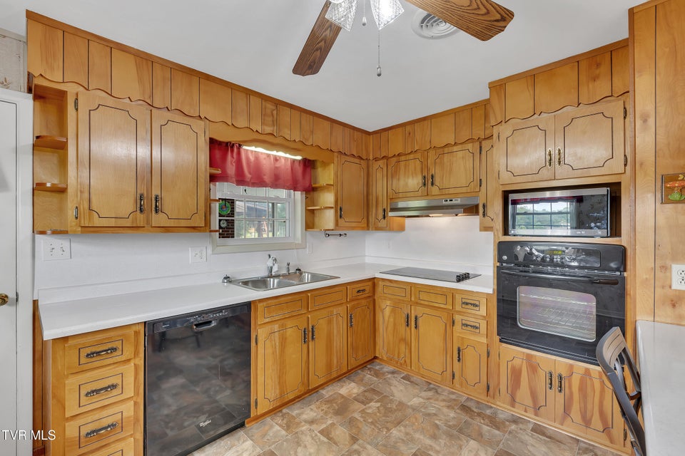 Photo #13: 113 Virginia Drive