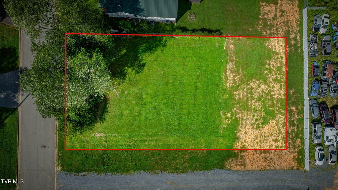 Photo #3: 1700 Millard Street
