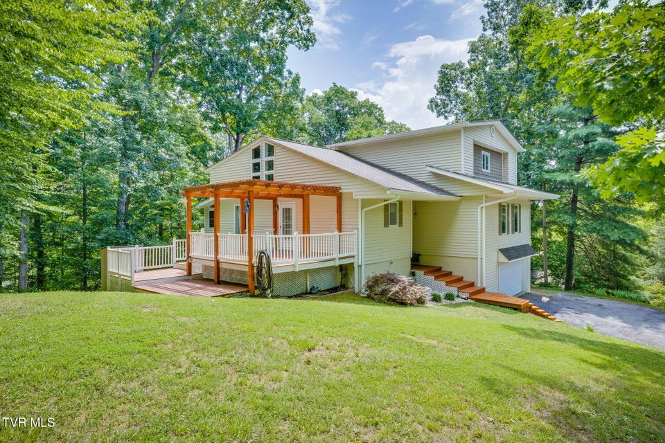 Photo #2: 312 Sourwood Hills Road