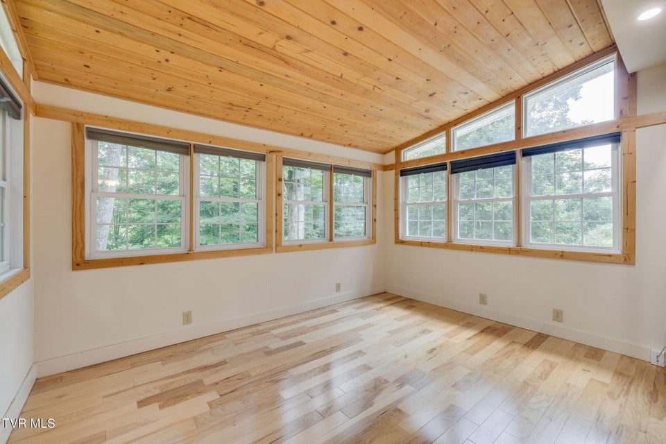 Photo #9: 312 Sourwood Hills Road