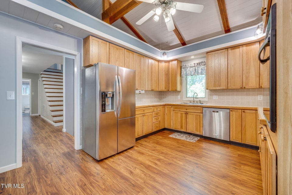 Photo #11: 312 Sourwood Hills Road