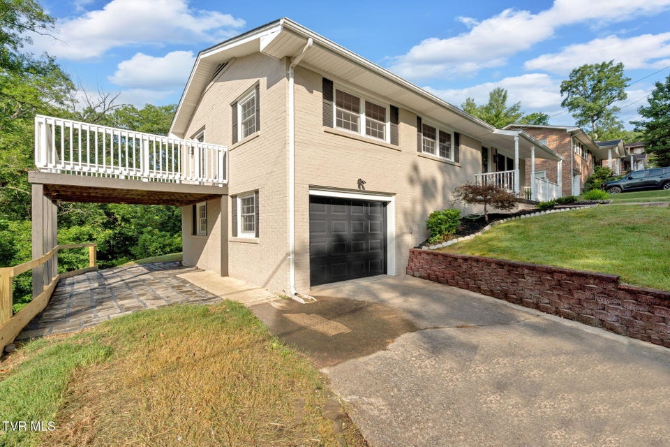 Photo #3: 127 Belsay Drive