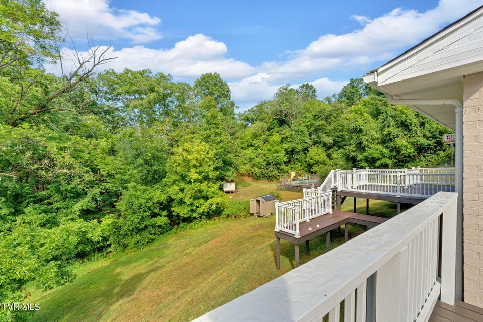 Photo #7: 127 Belsay Drive