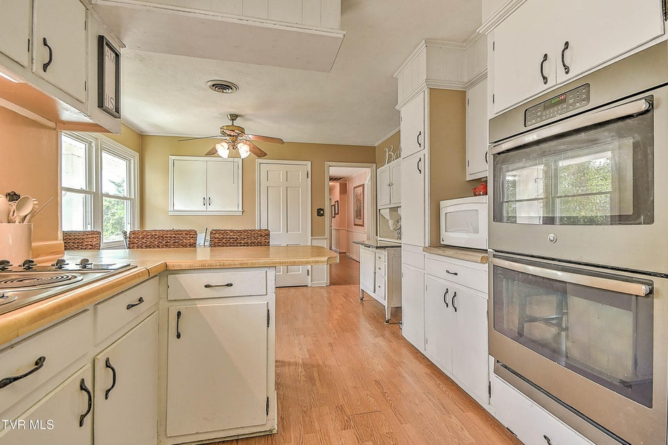 Photo #16: 104 Ridgecrest Drive