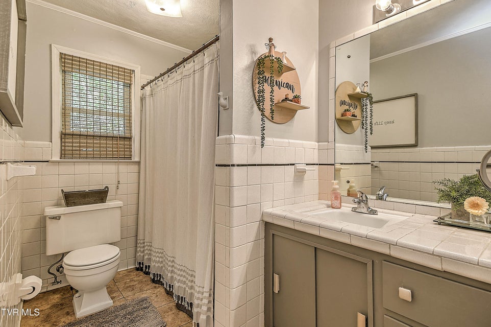 Photo #27: 104 Ridgecrest Drive