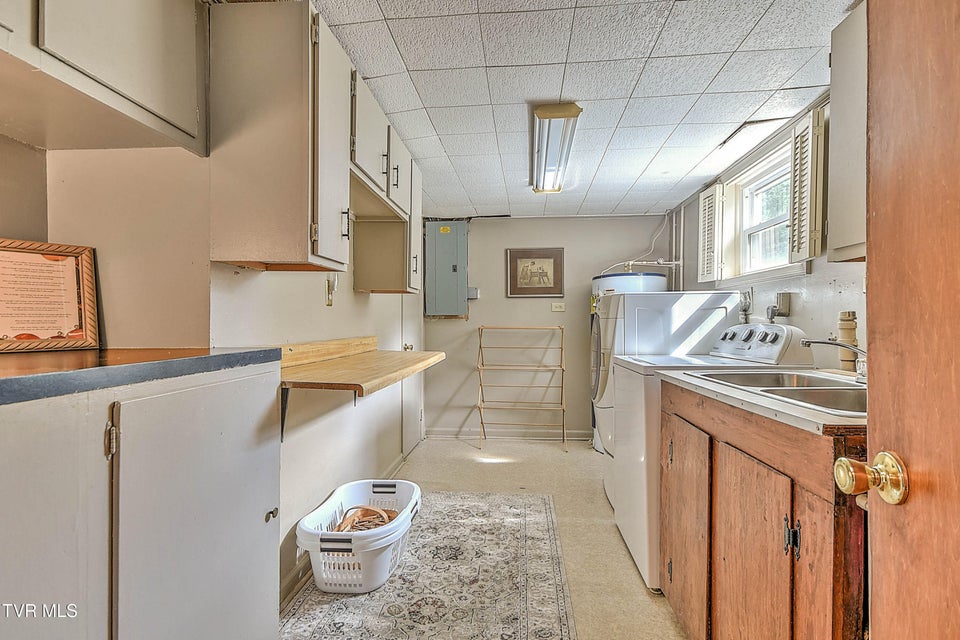 Photo #46: 104 Ridgecrest Drive