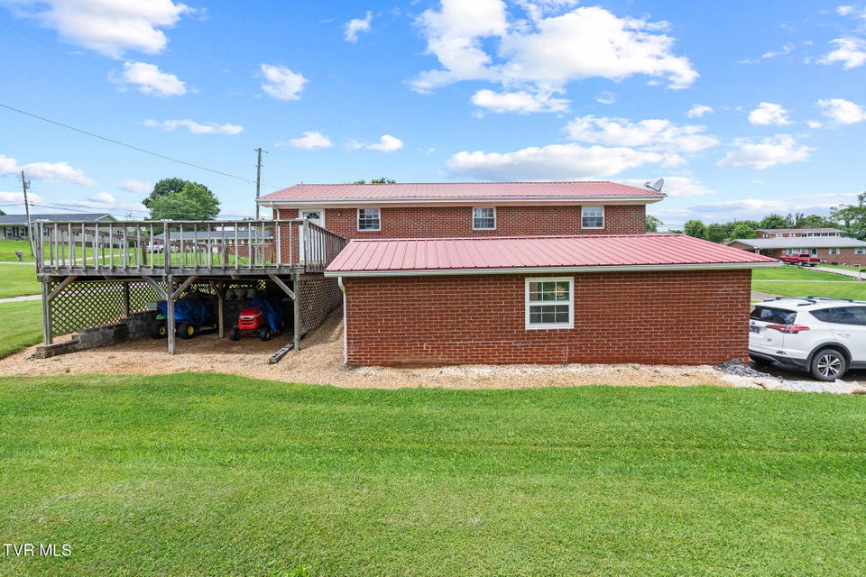 Photo #3: 152 Goddard Drive