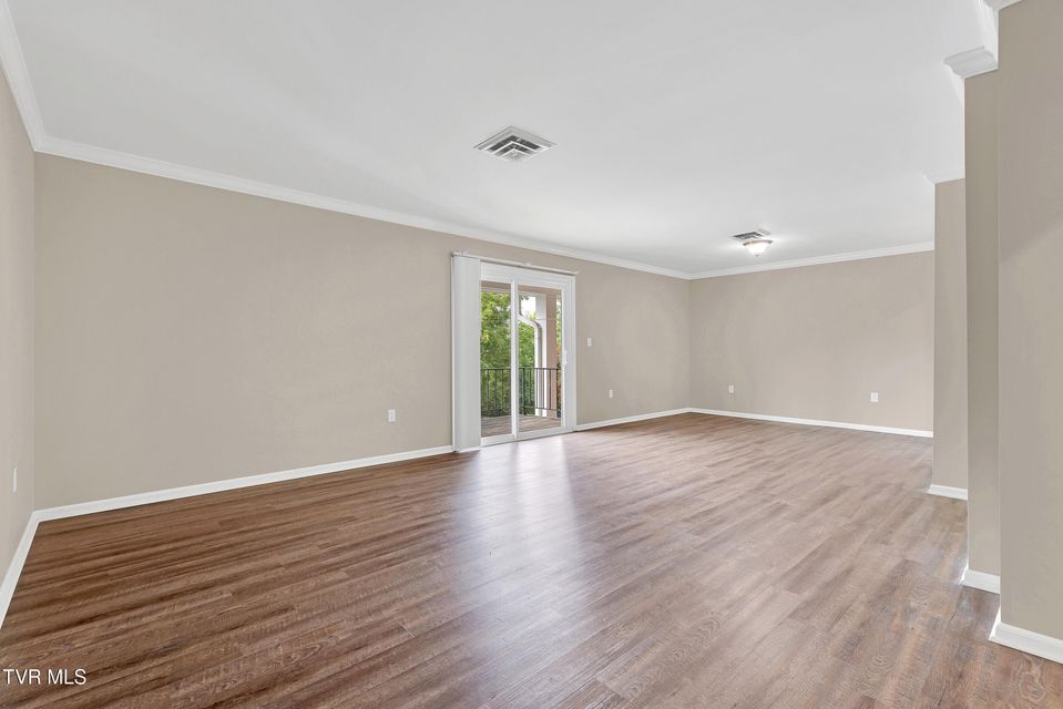 Photo #3: 1900 Manor Court