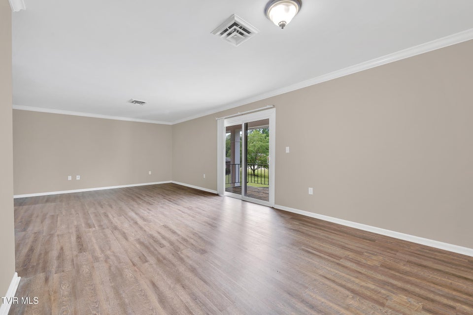 Photo #6: 1900 Manor Court