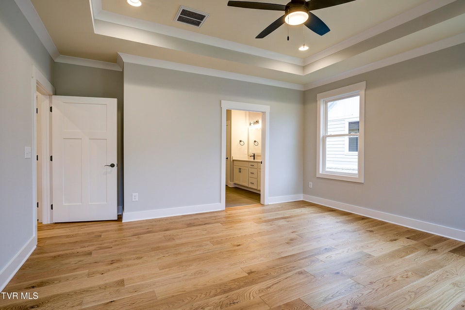 Photo #27: 246 Winston Place