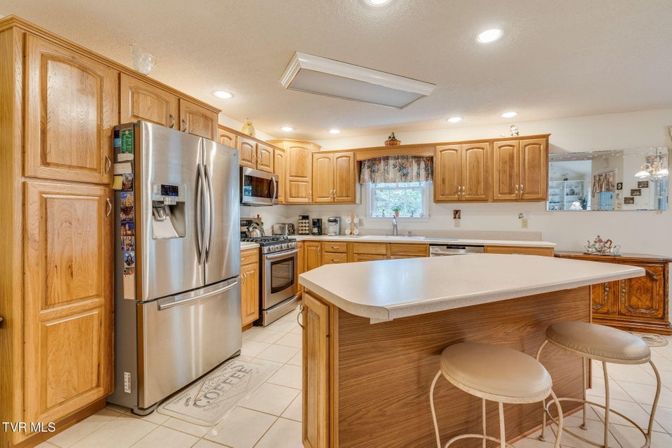 Photo #14: 204 Amber Drive