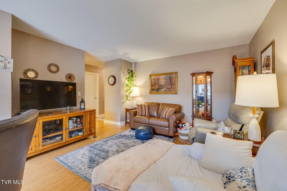 Photo #7: 103 Hallbrook Drive