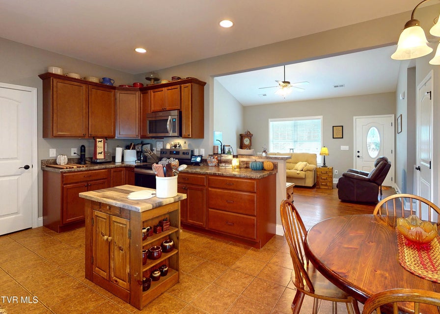 Photo #8: 219 Parkway Boulevard