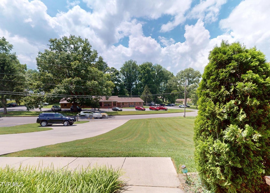 Photo #33: 219 Parkway Boulevard