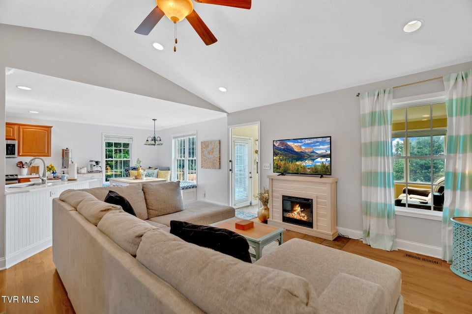 Photo #8: 285 Green Pond Road