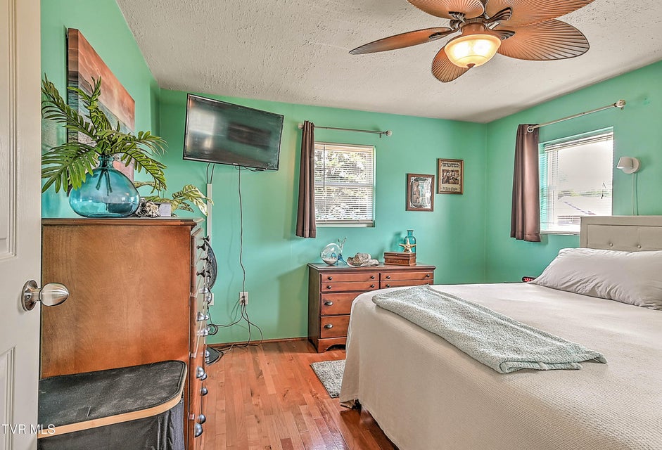 Photo #24: 1106 Cedar Street