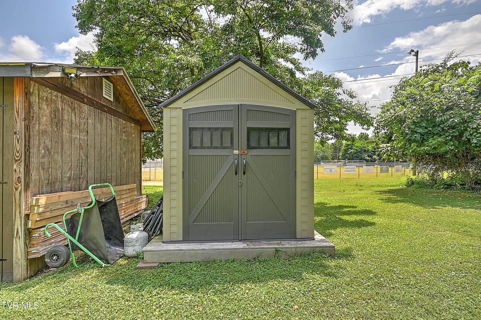 Photo #35: 1106 Cedar Street