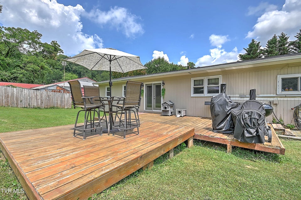 Photo #41: 1106 Cedar Street