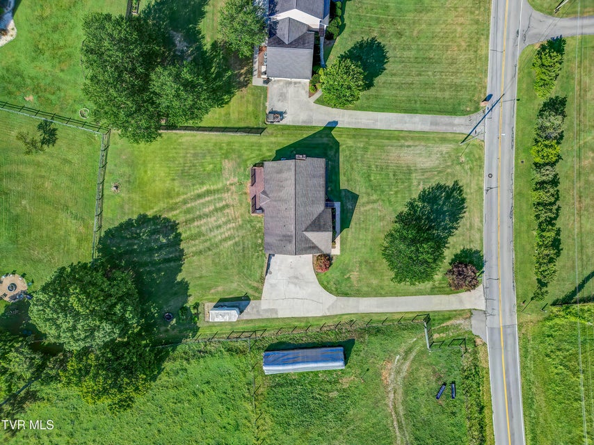 Photo #37: 685 Valley Drive
