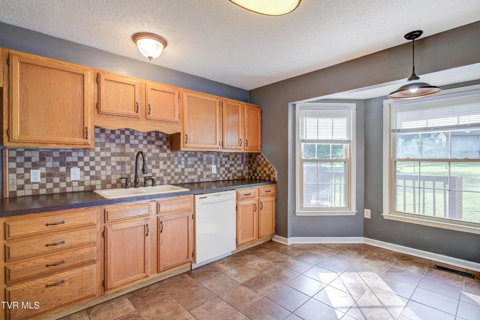 Photo #12: 685 Valley Drive
