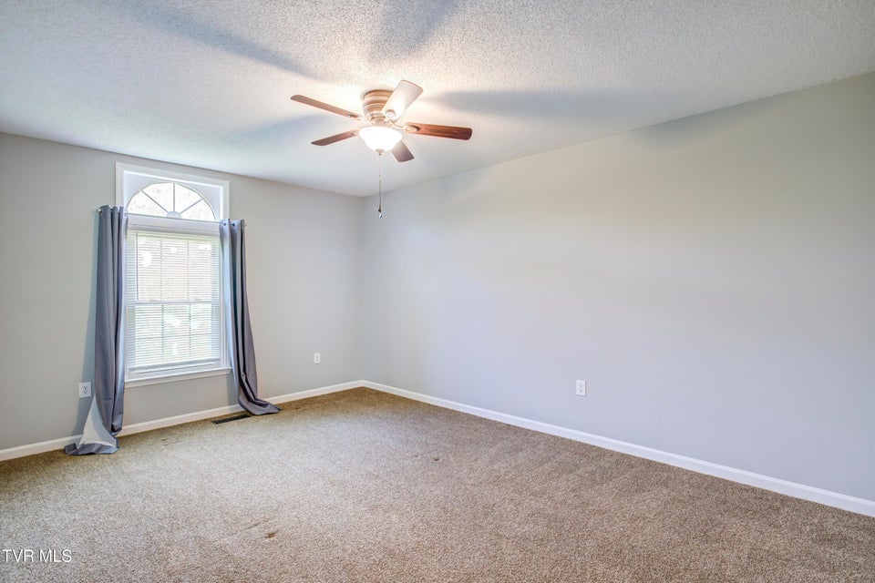 Photo #18: 685 Valley Drive