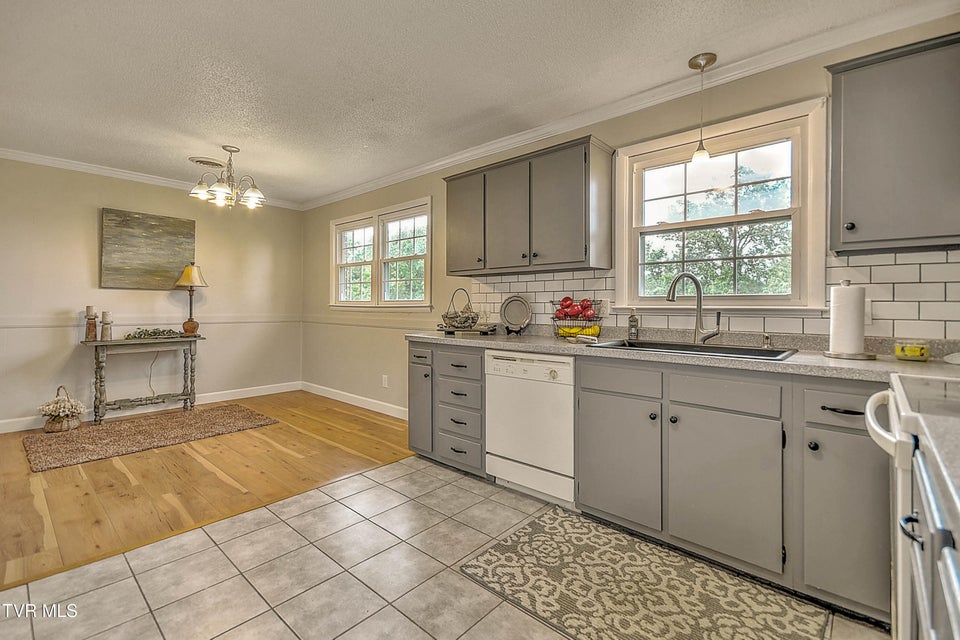 Photo #14: 14170 Brynwood Drive