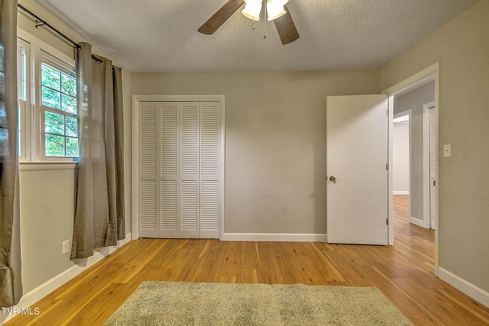 Photo #16: 14170 Brynwood Drive